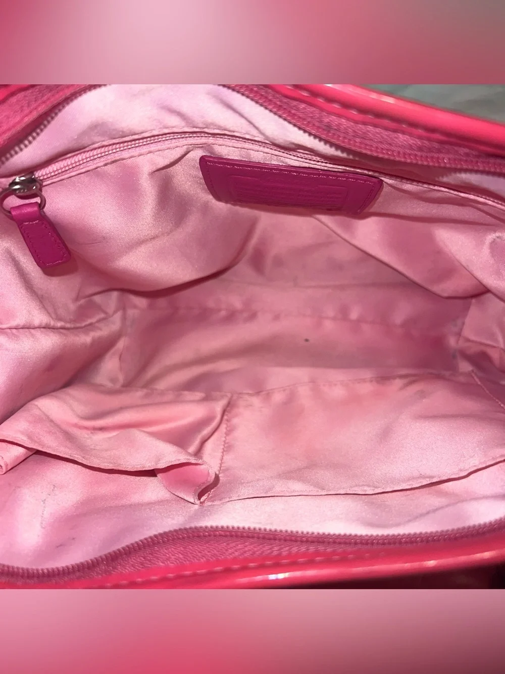 Y2K Rare Coach Embossed Pink Patent Leather Shoulder Bag F14729